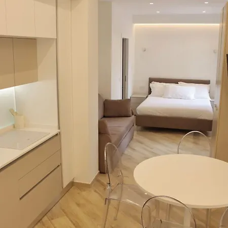 La Casa Del Molo 4* 菲纳莱利古雷