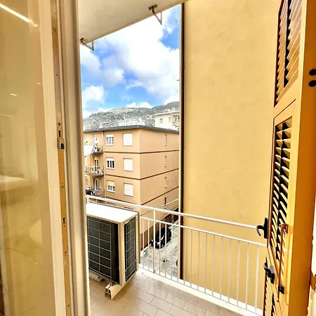 La Casa Del Molo Гостевой дом Финале Лигуре